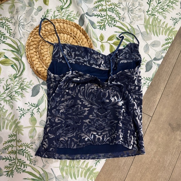 New Majorelle Women’s Velvet Cami Tank Top 90s Style Size Small - Picture 16 of 16
